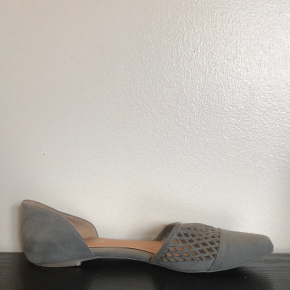 Report Pointed Toe Flat - Picture 2 of 5